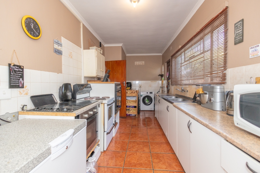 3 Bedroom Property for Sale in Kleinbegin Western Cape